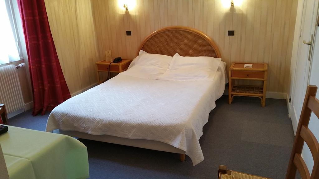 Hotel A Notre Dame La Châtre Zewnętrze zdjęcie