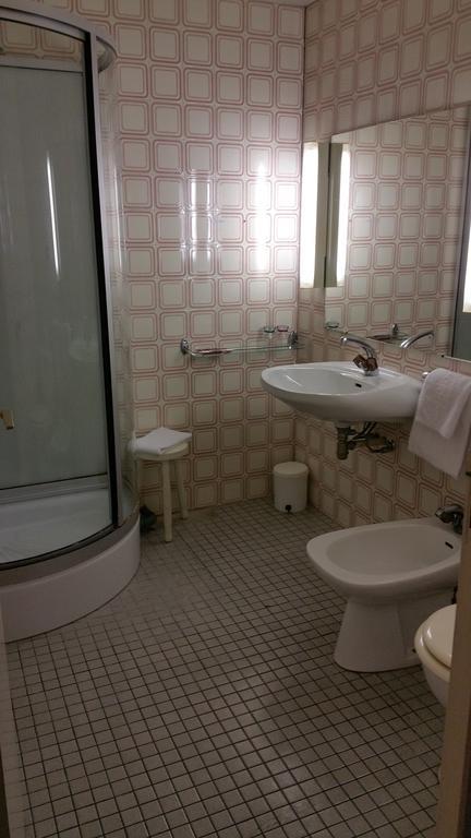 Hotel A Notre Dame La Châtre Zewnętrze zdjęcie